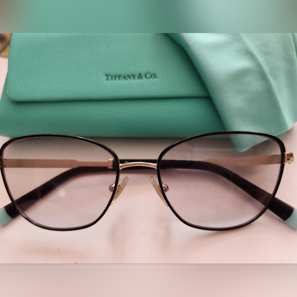 Tiffany eyeglasses with accessories